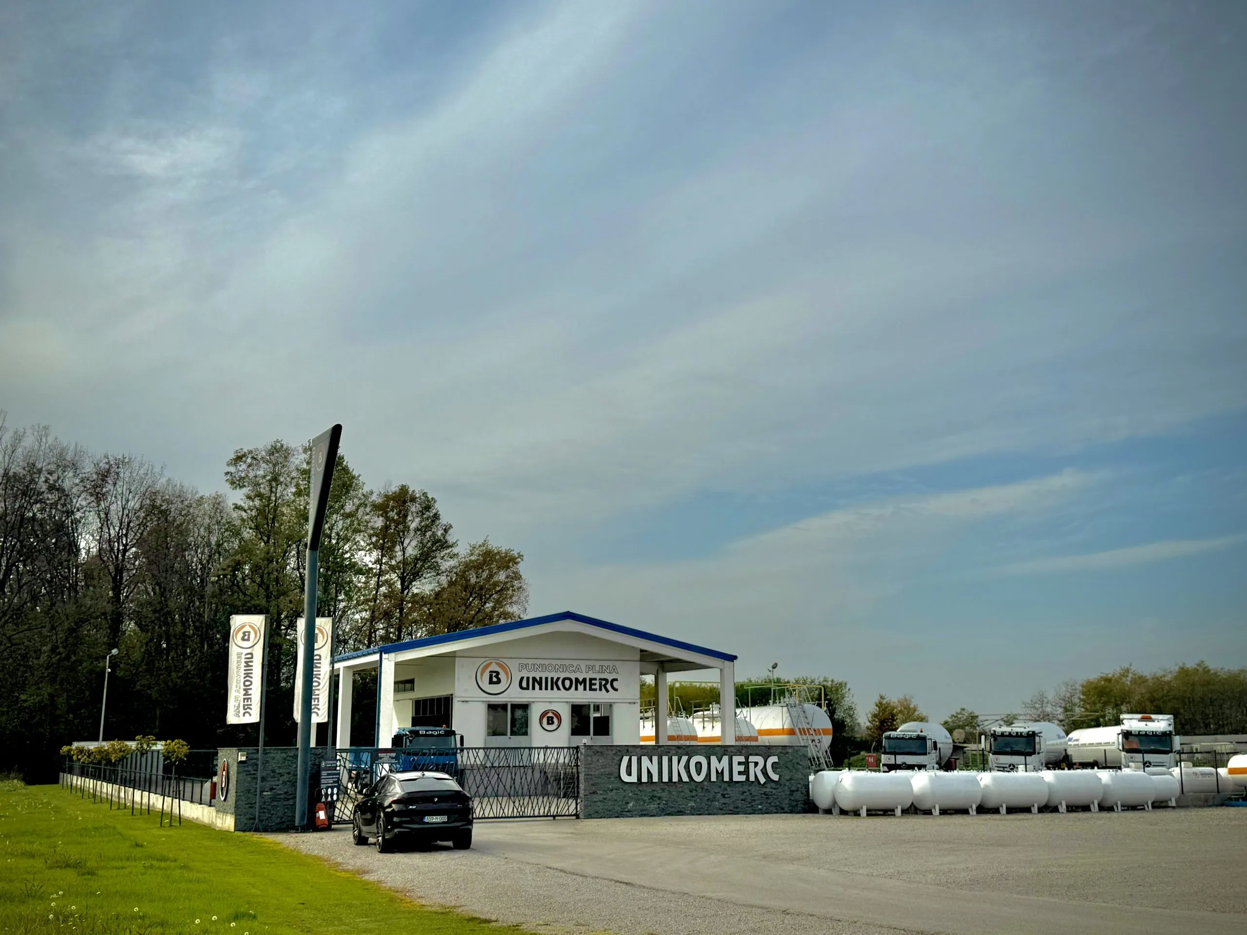 Propane-butane tanks ready for delivery